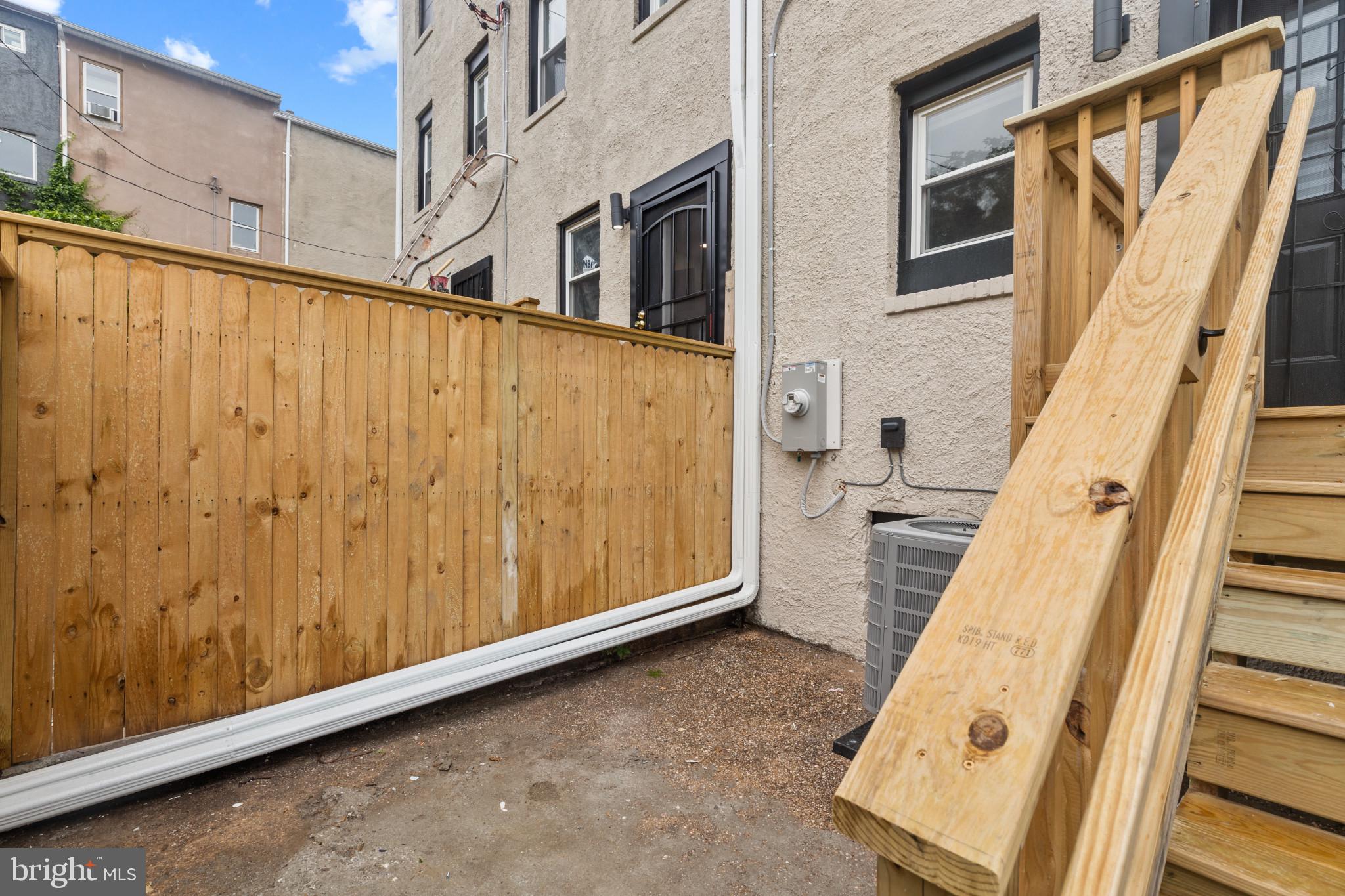 124 North Mount Street Baltimore, MD 21223 - Photo 31 of 38