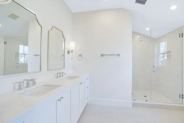 $4,900,000 | 23 Pinehurst Road, Edgartown, MA 02539