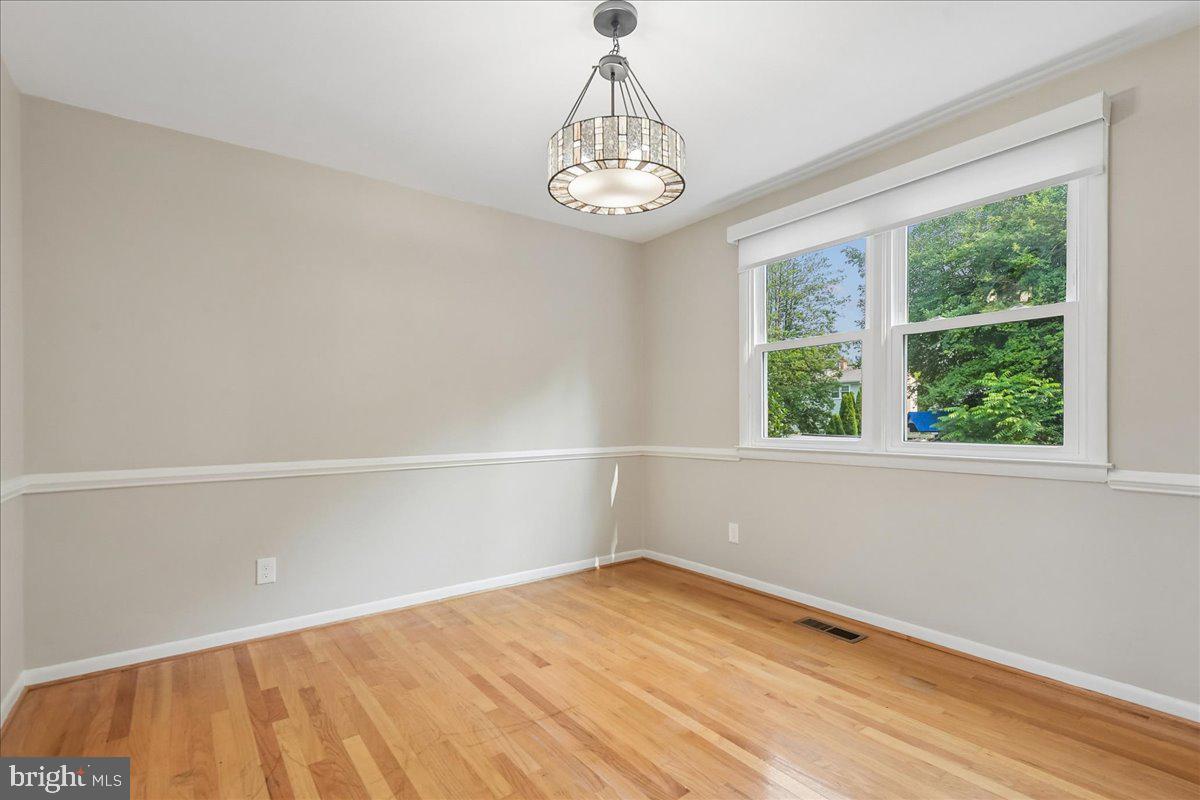 535 Dunkirk Road Baltimore, MD 21212 - Photo 7 of 28 Gallery Image 7