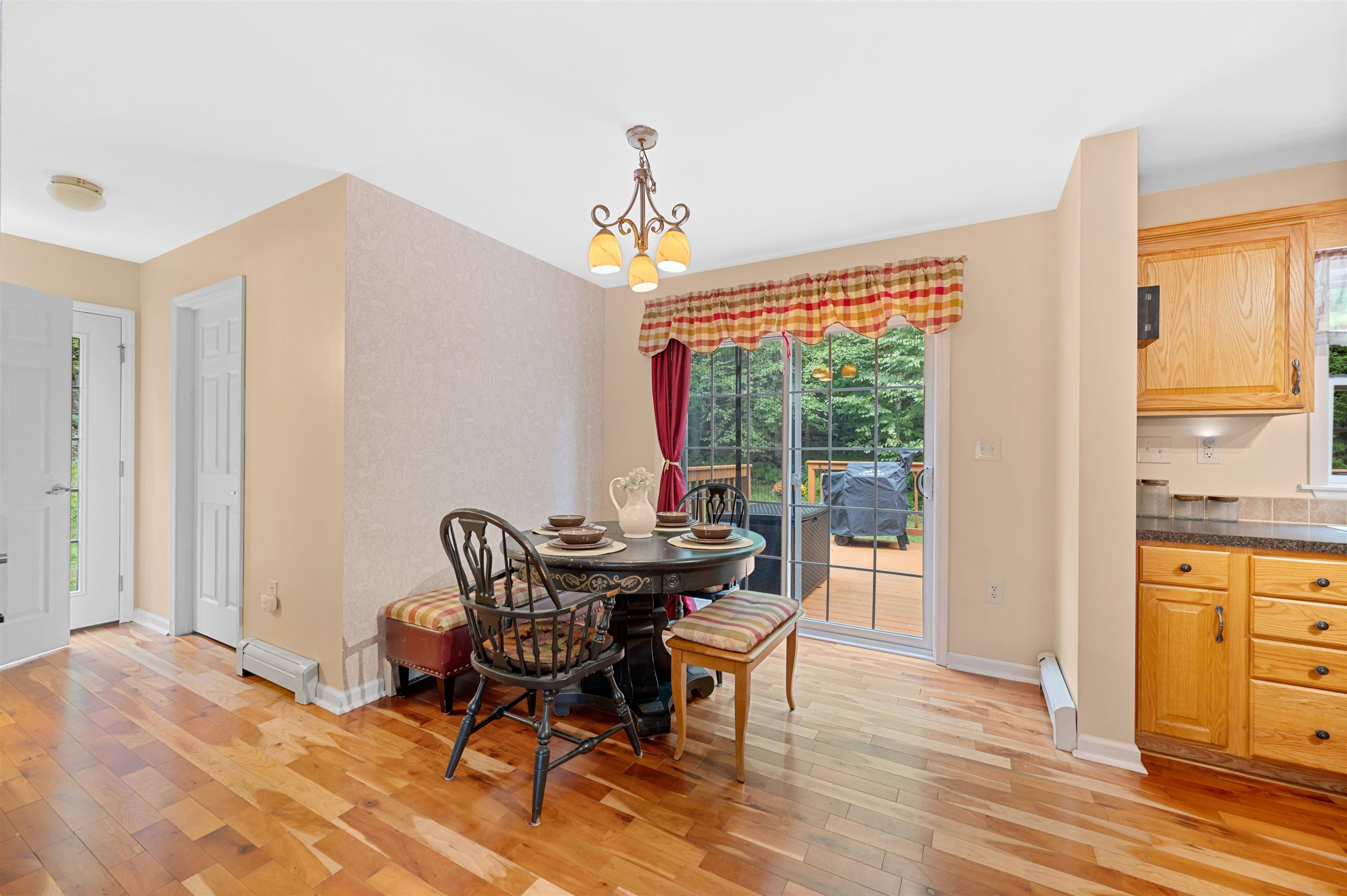 176 Pioneer Road Hinesburg, VT 05461 - Photo 15 of 60 Gallery Image 15