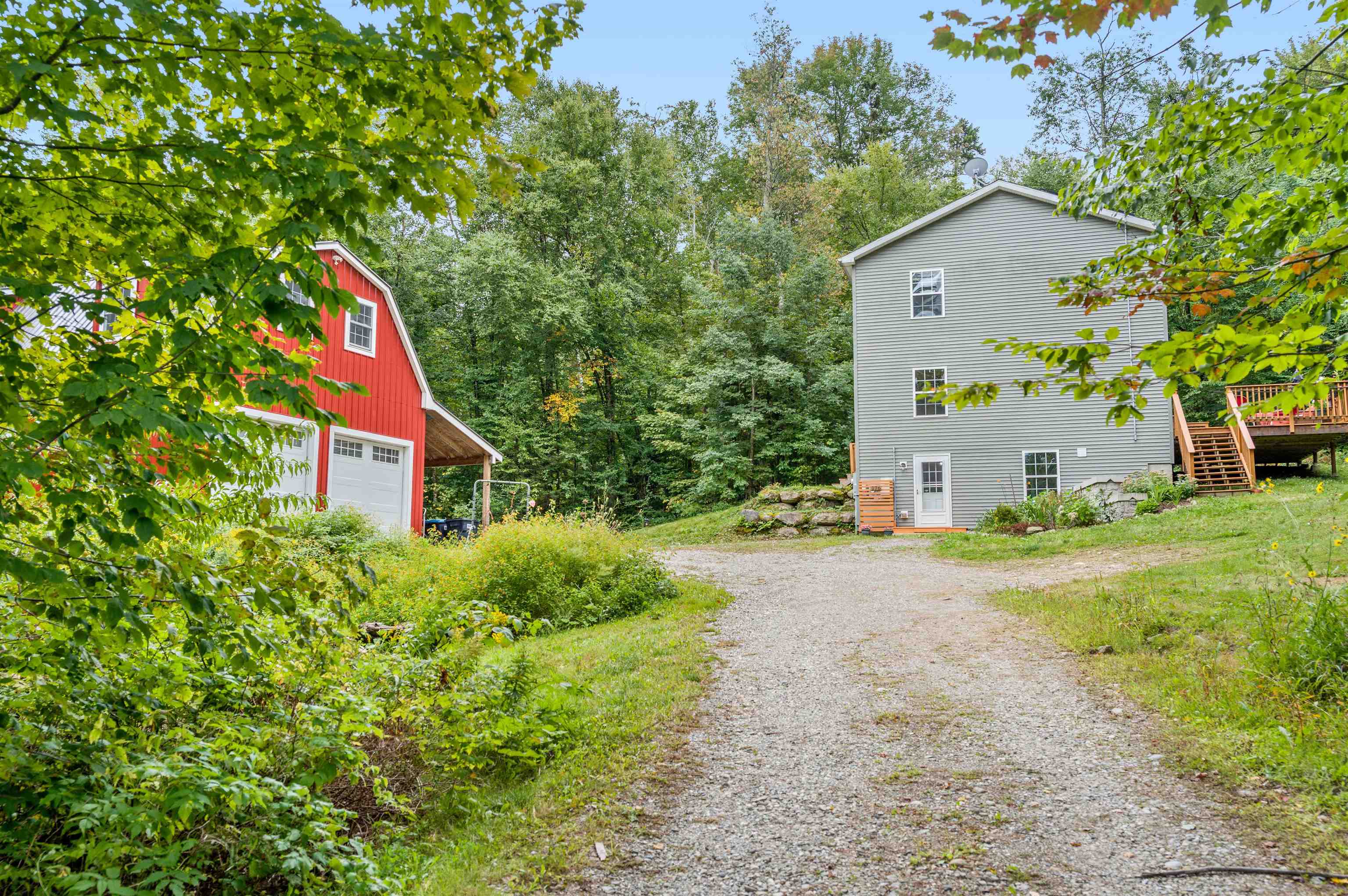 176 Pioneer Road Hinesburg, VT 05461 - Photo 2 of 60 Gallery Image 2