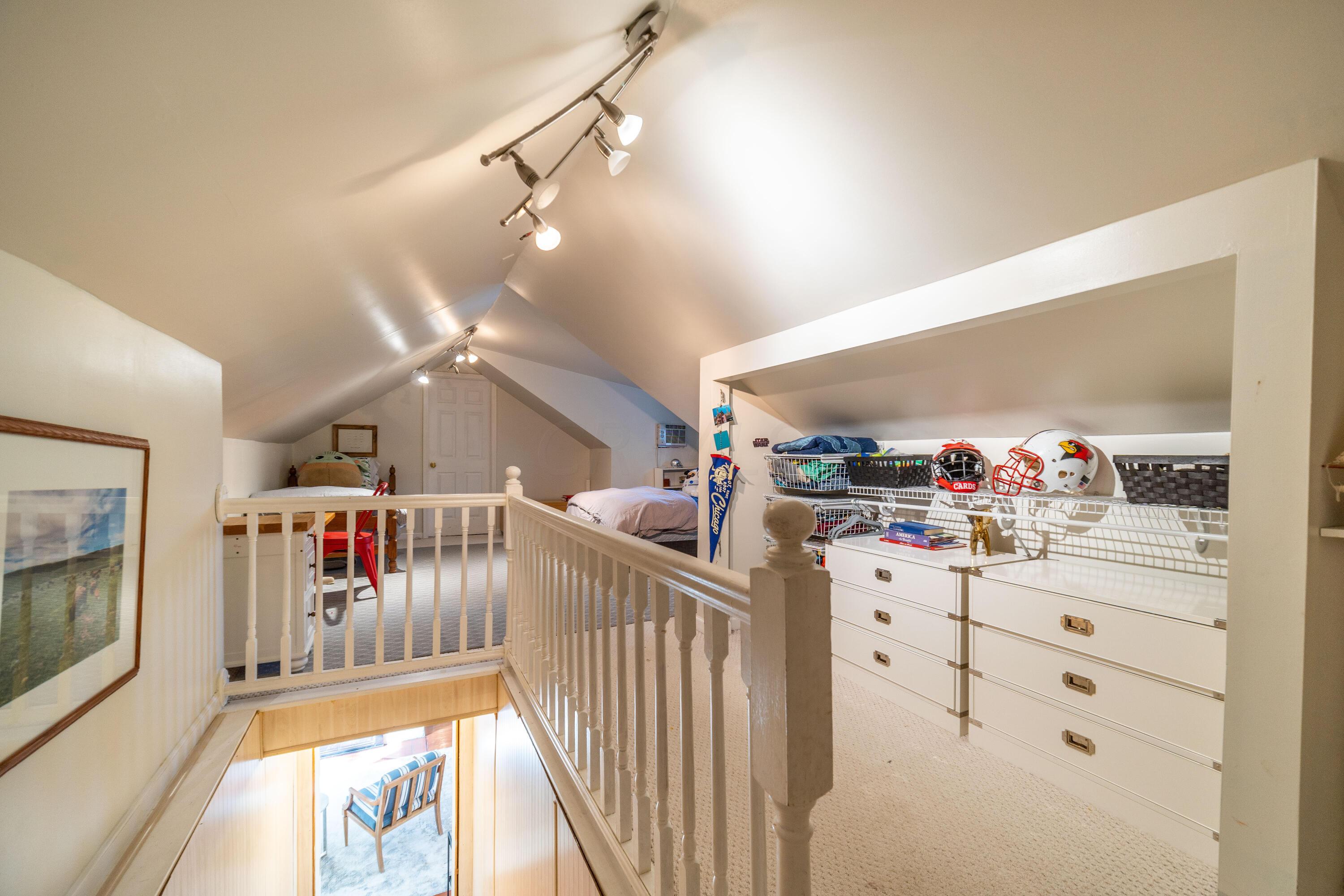 1470 Ridgeview Road Columbus, OH 43221 - Photo 20 of 38 1470 Ridgeview Rd-76