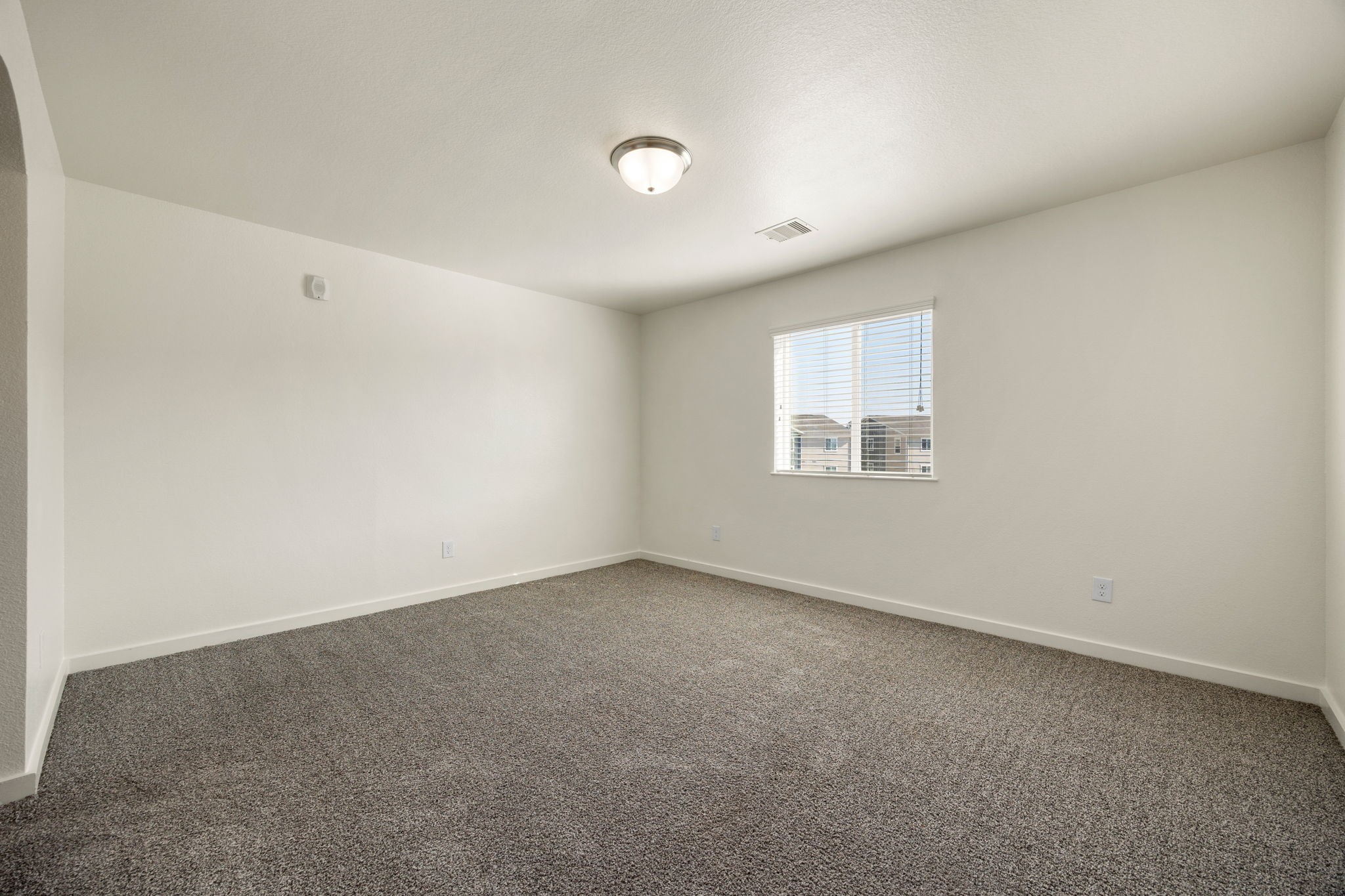 21155 Gosling Road, Unit 30 Spring, TX 77388 - Photo 22 of 32 an empty room with a window