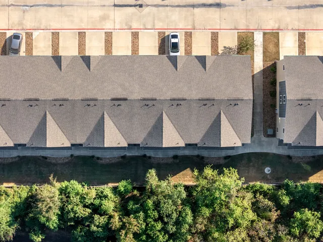 $790,000 | 21155 Gosling Road, Unit 30, Spring, TX 77388