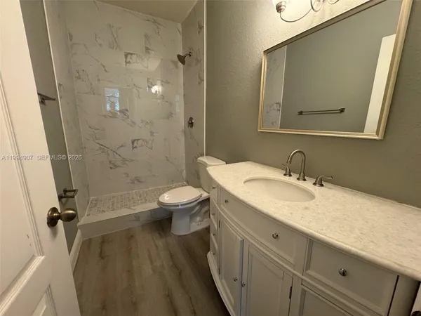 $188,000 | 2731 Southeast 17th Avenue, Unit 207, Homestead, FL 33035