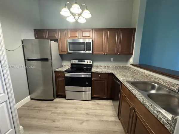 $188,000 | 2731 Southeast 17th Avenue, Unit 207, Homestead, FL 33035