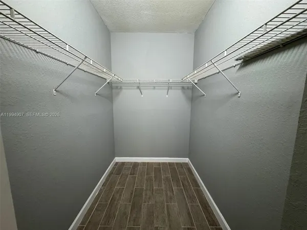 $188,000 | 2731 Southeast 17th Avenue, Unit 207, Homestead, FL 33035