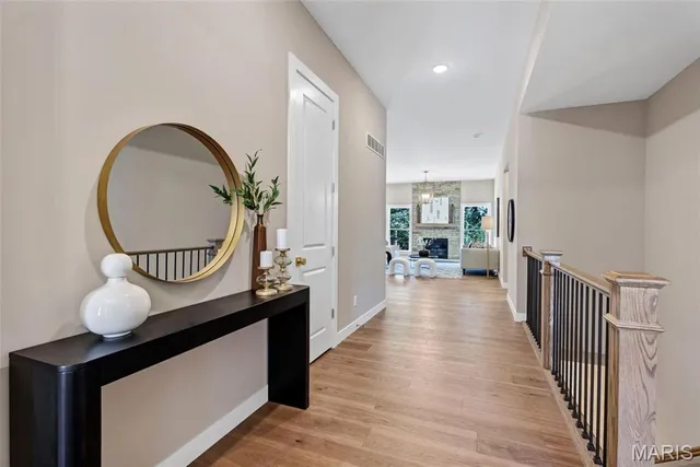 $1,019,928 | 9411 Gates Manor Court, Sunset Hills, MO 63126