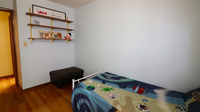 a view of yard with green space