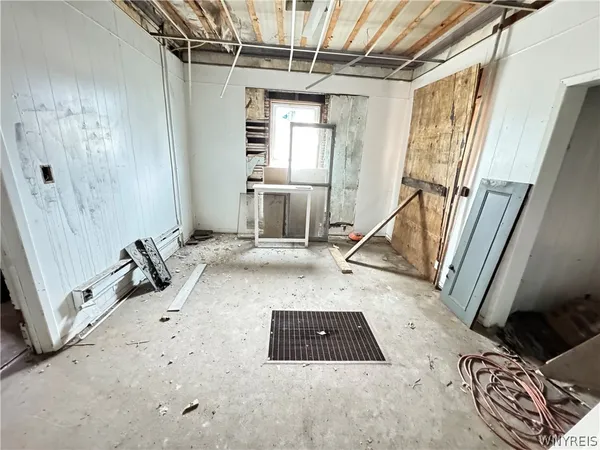 $84,000 | 501 Deer Street, Dunkirk, NY 14048