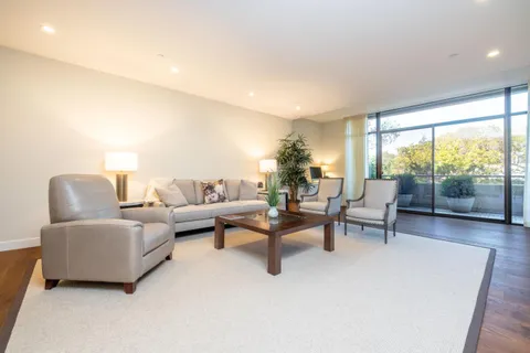 $1,500,000 | 20 West 3rd Avenue, Unit 202, San Mateo, CA 94402
