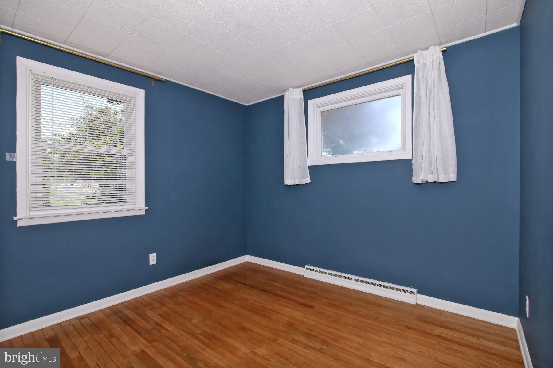 1217 Broadway Boulevard Reading, PA 19607 - Photo 14 of 35 a view of a room that has a window in it