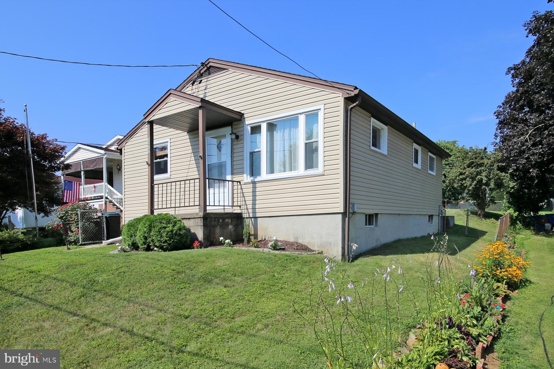 1217 Broadway Boulevard Reading, PA 19607 - Photo 34 of 35 a view of backyard with garden and plants