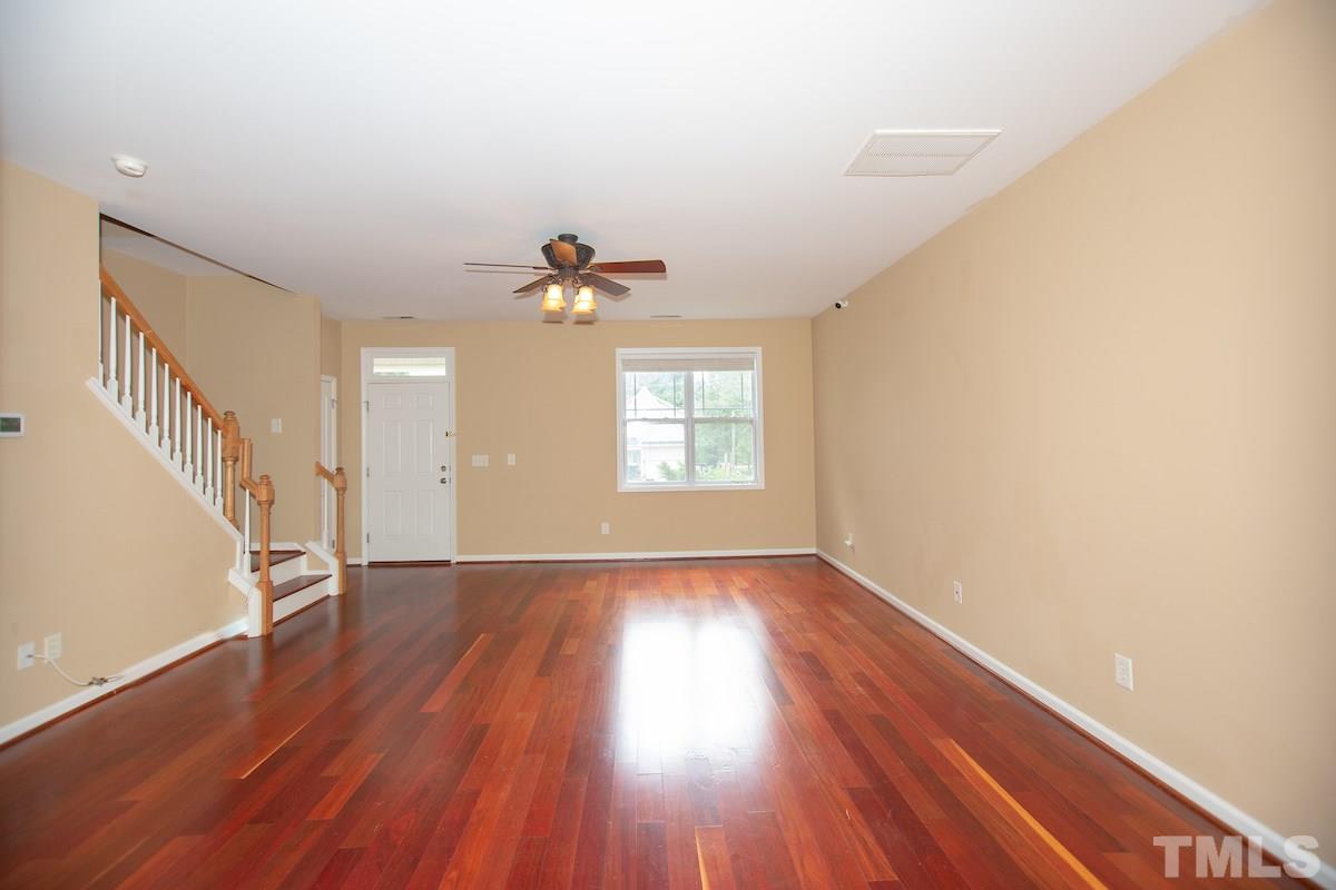 160 Pineland Circle Raleigh, NC 27606 - Photo 6 of 25