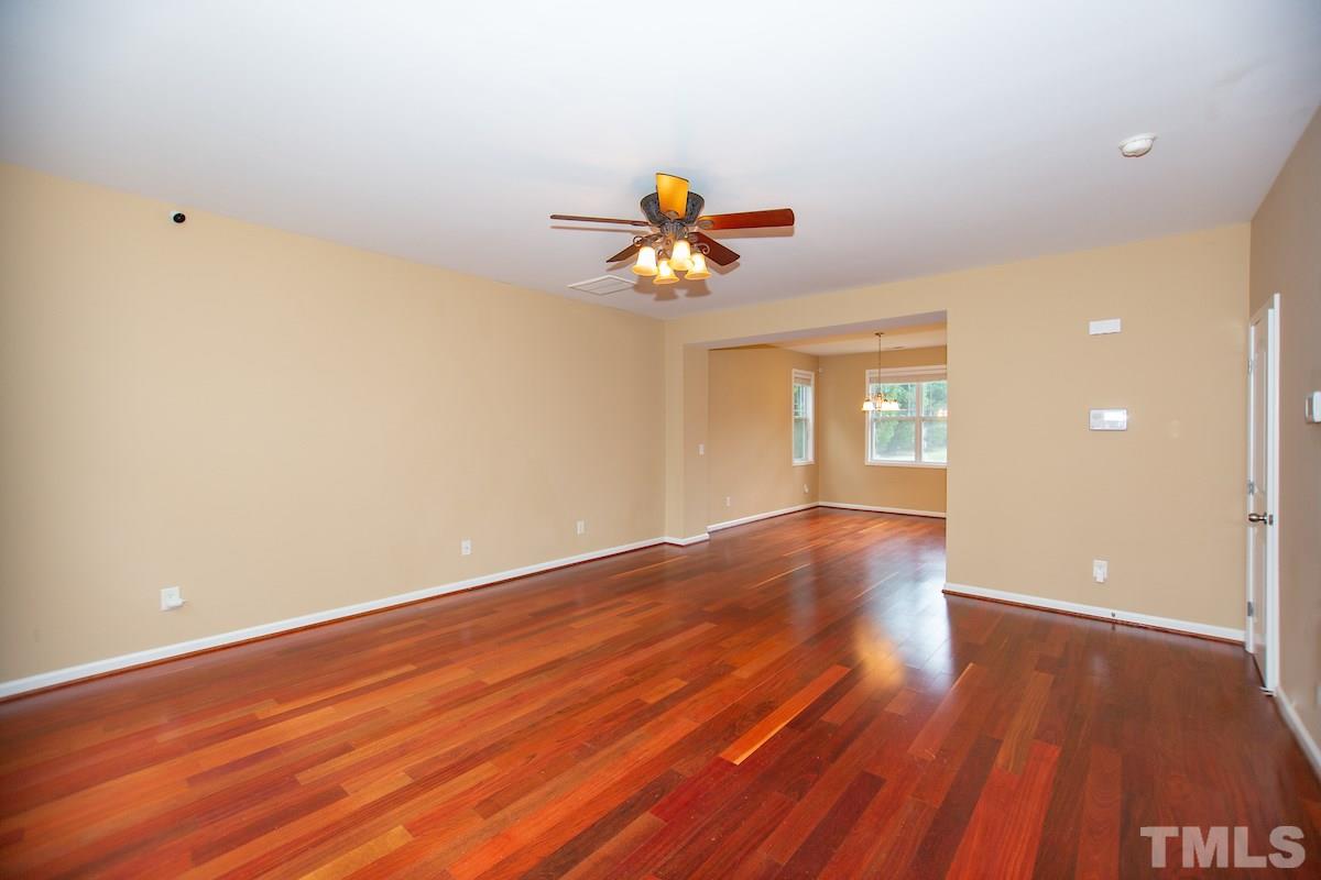 160 Pineland Circle Raleigh, NC 27606 - Photo 7 of 25