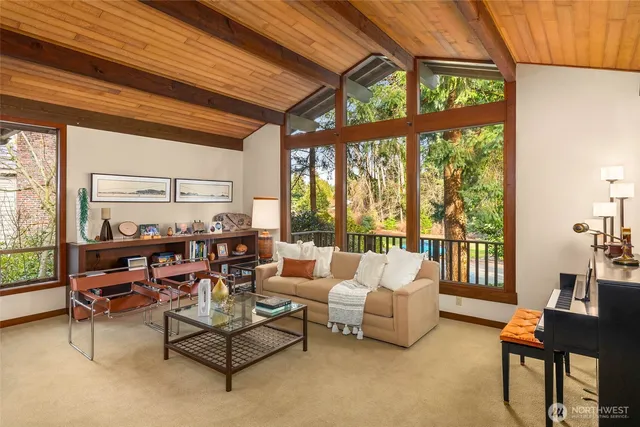 $2,099,950 | 7445 86th Avenue Southeast, Mercer Island, WA 98040