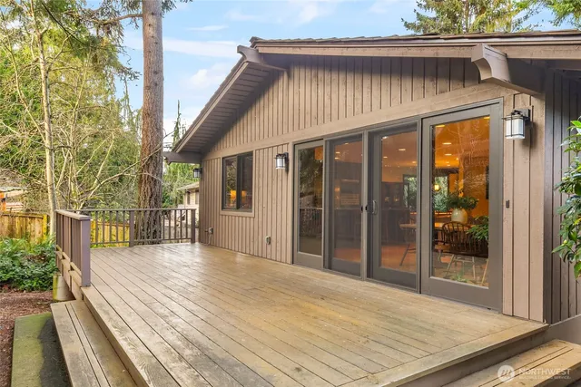 $2,099,950 | 7445 86th Avenue Southeast, Mercer Island, WA 98040