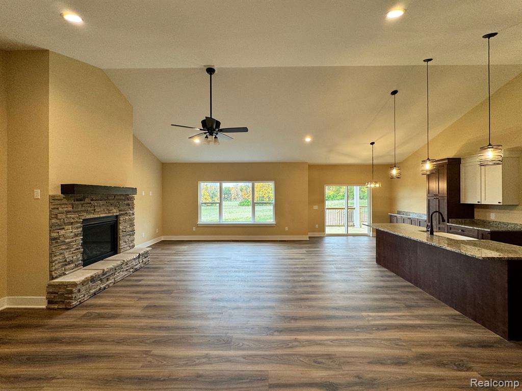 190 Darwin Road Pinckney, MI 48169 - Photo 6 of 32