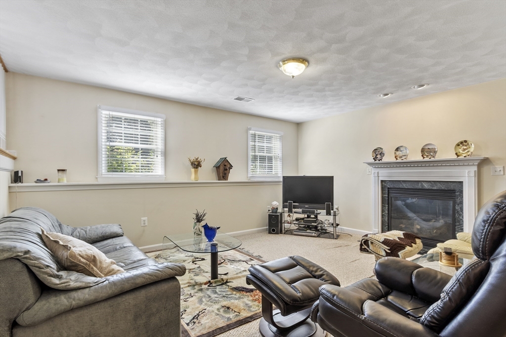 64 Harrison Avenue Wakefield, MA 01880 - Photo 25 of 37