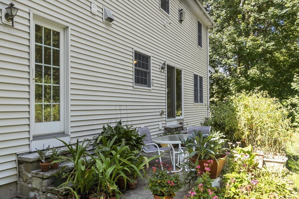 64 Harrison Avenue Wakefield, MA 01880 - Photo 30 of 37