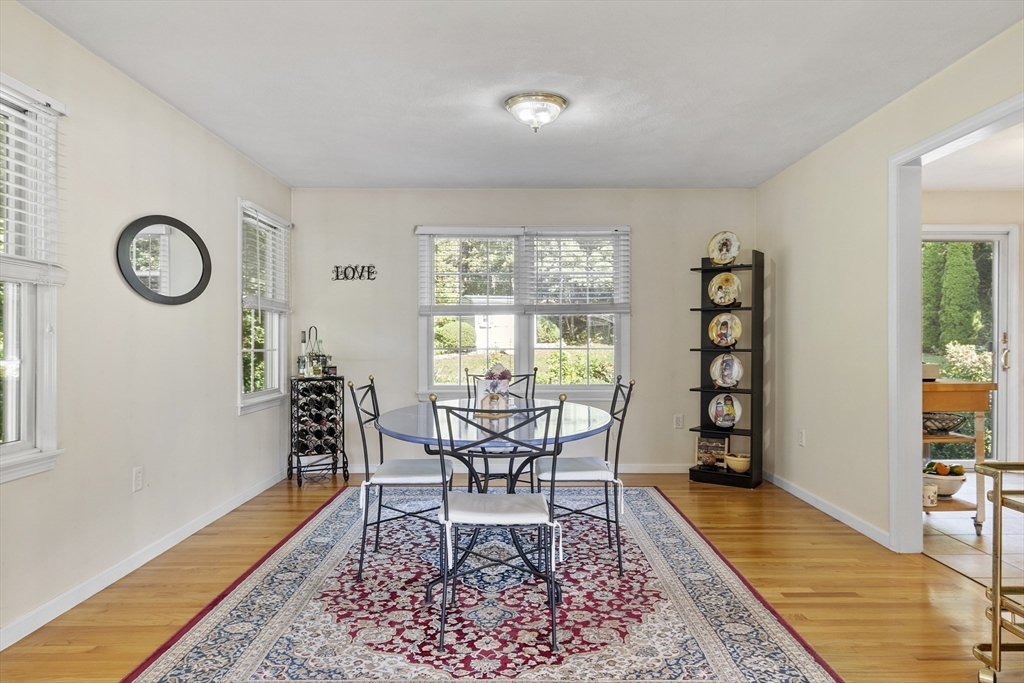 64 Harrison Avenue Wakefield, MA 01880 - Photo 6 of 37