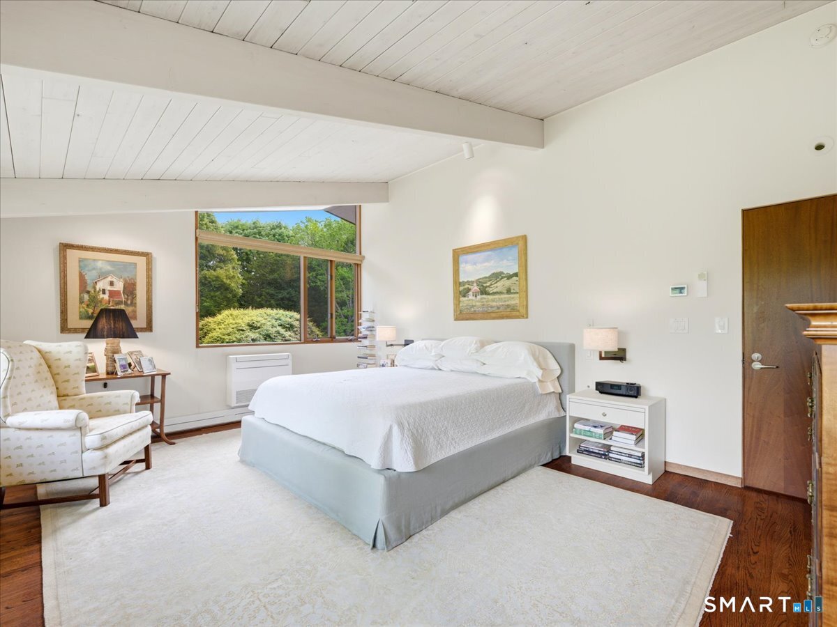 111 Tipping Rock Road Stonington, CT 06378 - Photo 15 of 40 Primary Bedroom