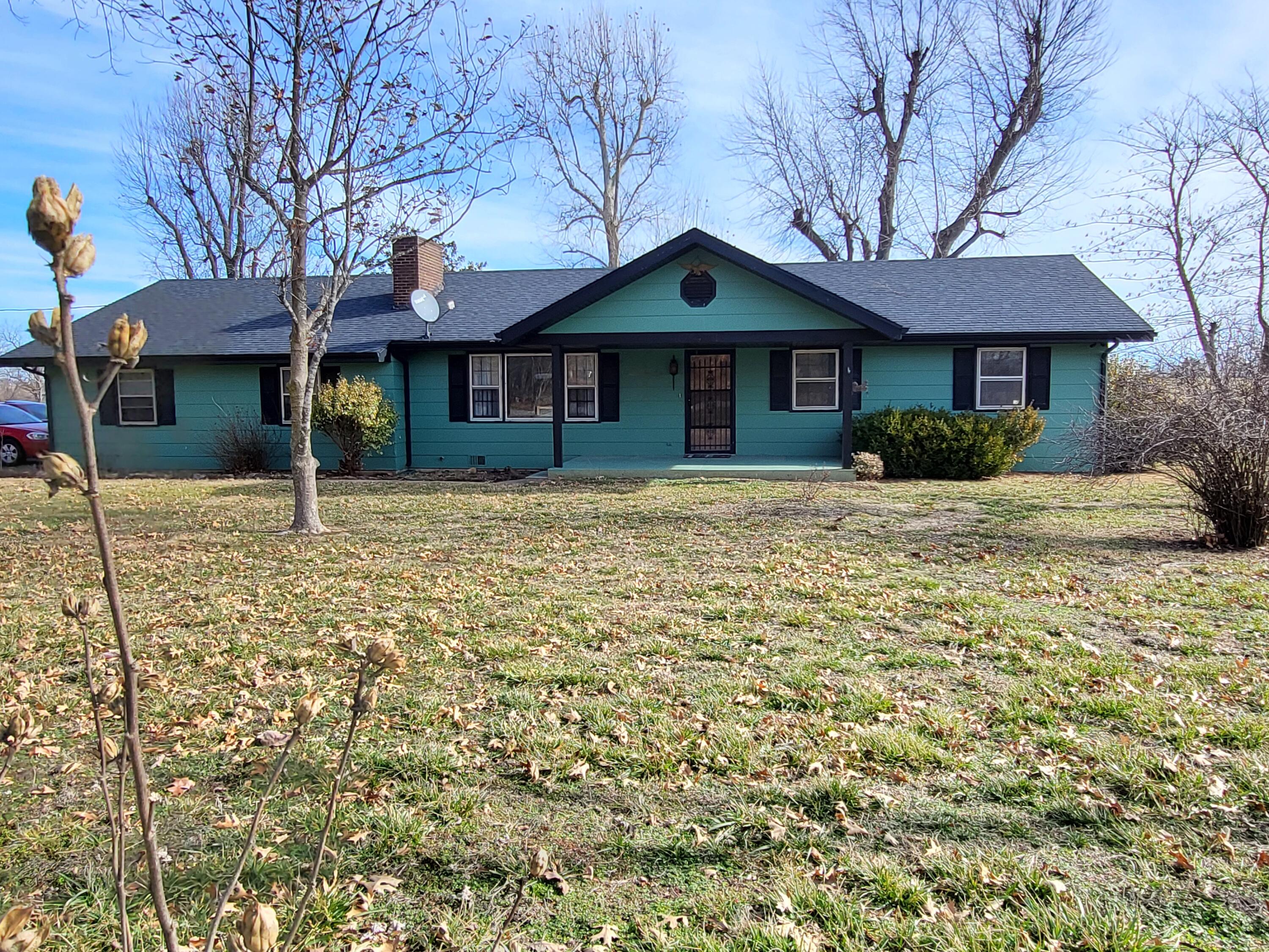 2034 South Pine Road Billings, MO 65610 - Photo 1 of 1 2034 S Pine Billings MO