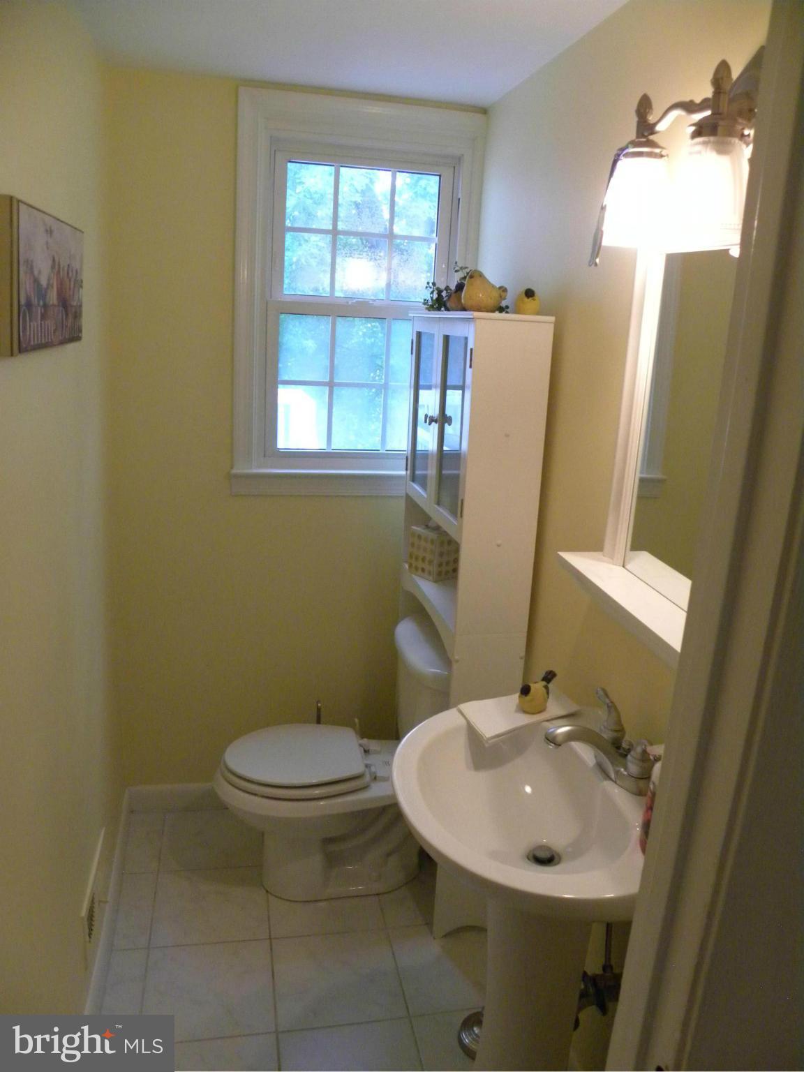 10563 Gateridge Road Cockeysville, MD 21030 - Photo 10 of 25 Bath