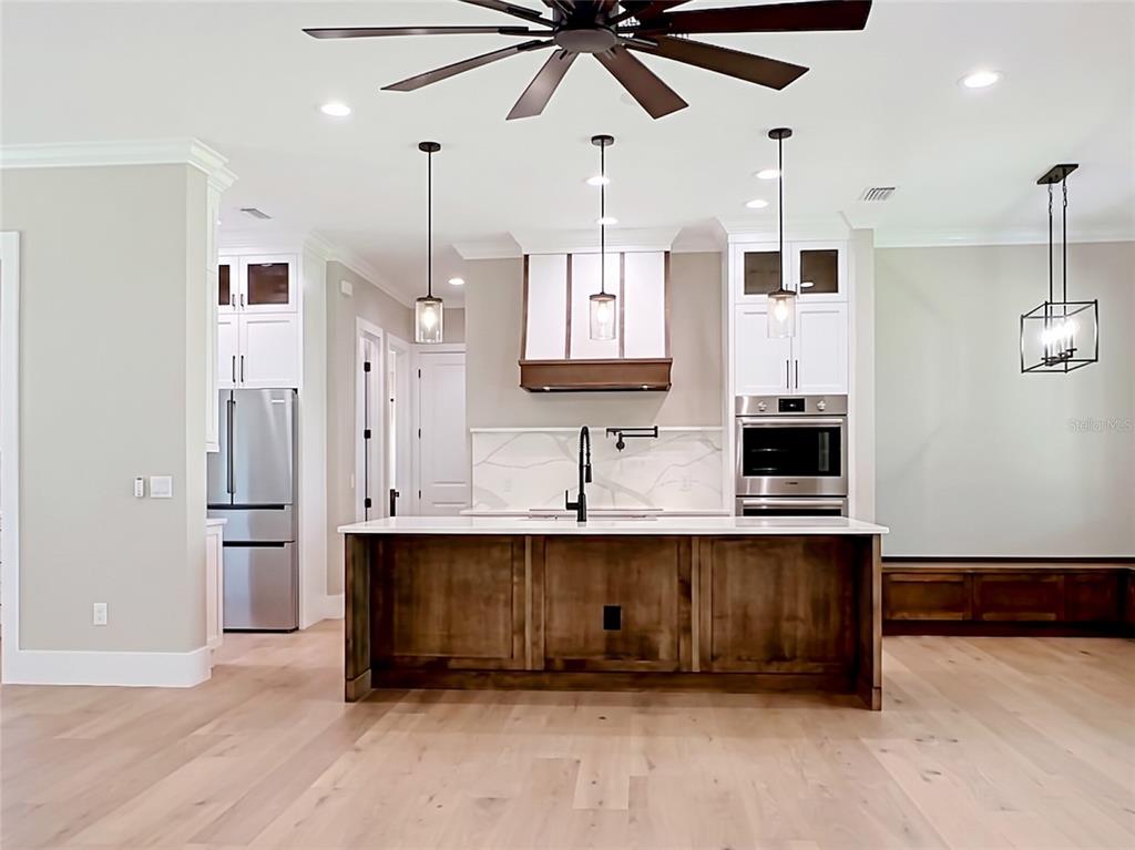 405 Long And Winding Road Howey-in-the-Hills, FL 34737 - Photo 27 of 100