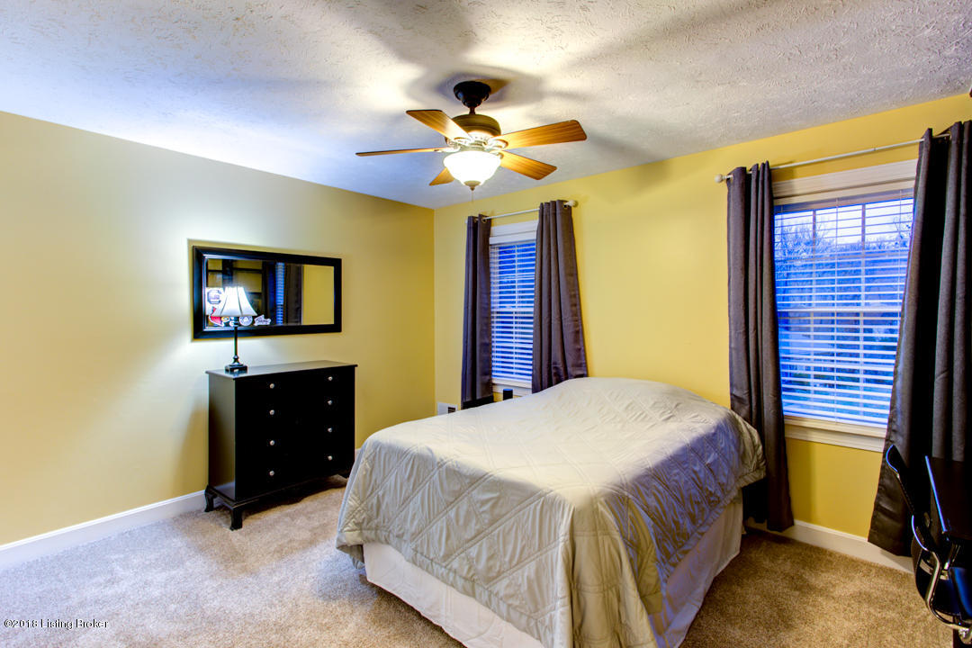 13300 Creekview Road Prospect, KY 40059 - Photo 29 of 38 13300 Creekview Rd-27