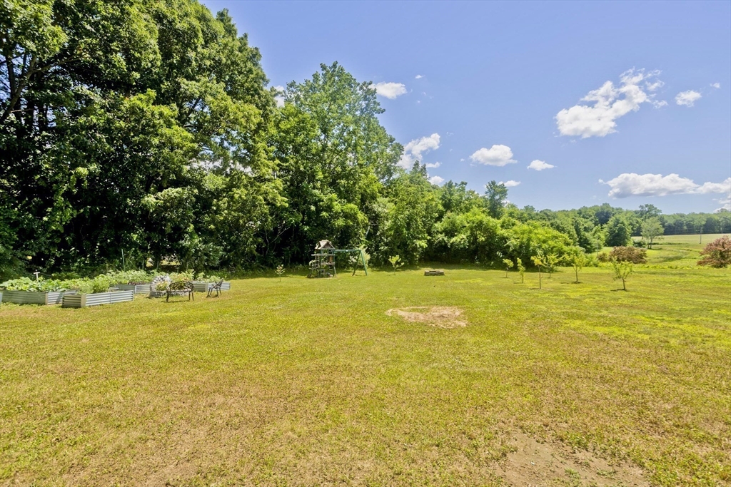26 Laro Road Southwick, MA 01077 - Photo 18 of 21