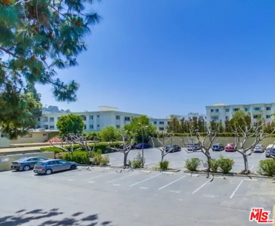 $3,200 | 11138 Aqua Vista Street, Unit 60, North Hollywood, CA 91602