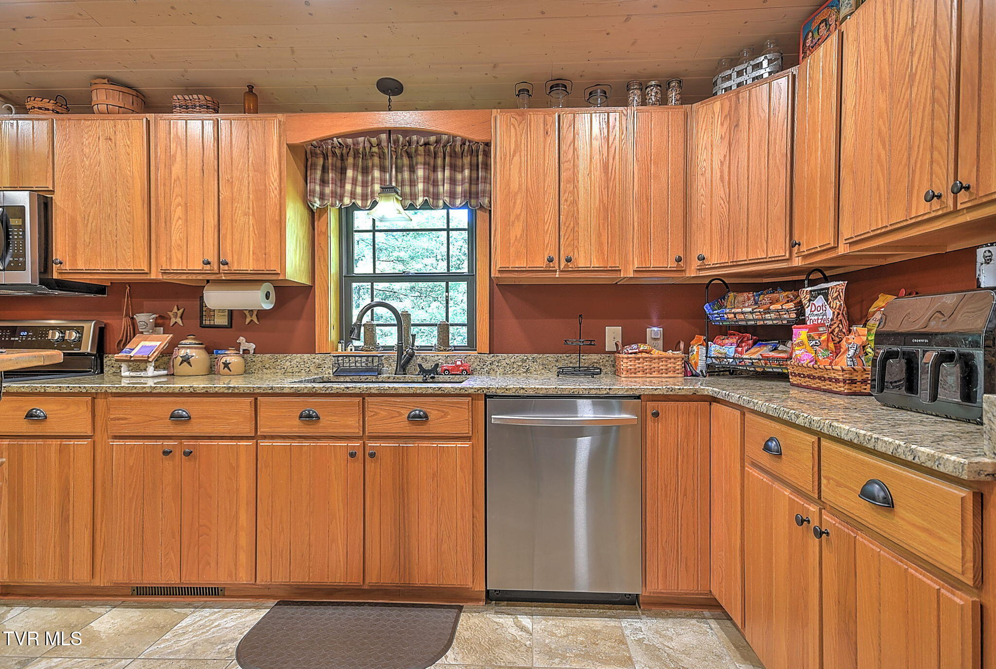 5256 Rich Valley Road Bristol, VA 24202 - Photo 15 of 52 24-web-or-mls-5256 Rich Valley RA-25