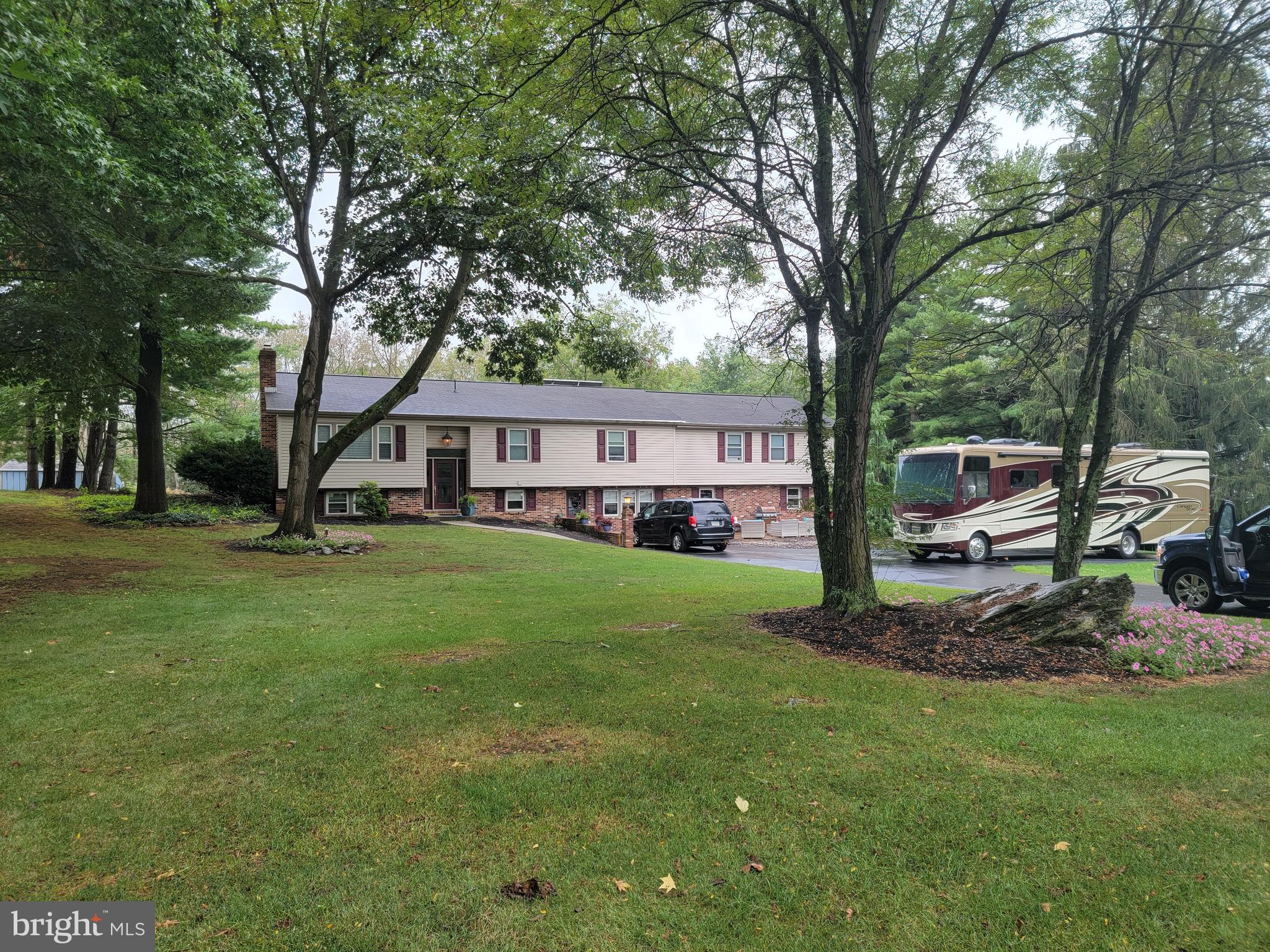 527 Springfield Road Shippensburg, PA 17257 - Photo 1 of 2 Gallery Image 1