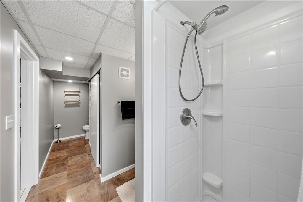 308 Maple Road Pittsburgh, PA 15239 - Photo 32 of 47 Gallery Image 32