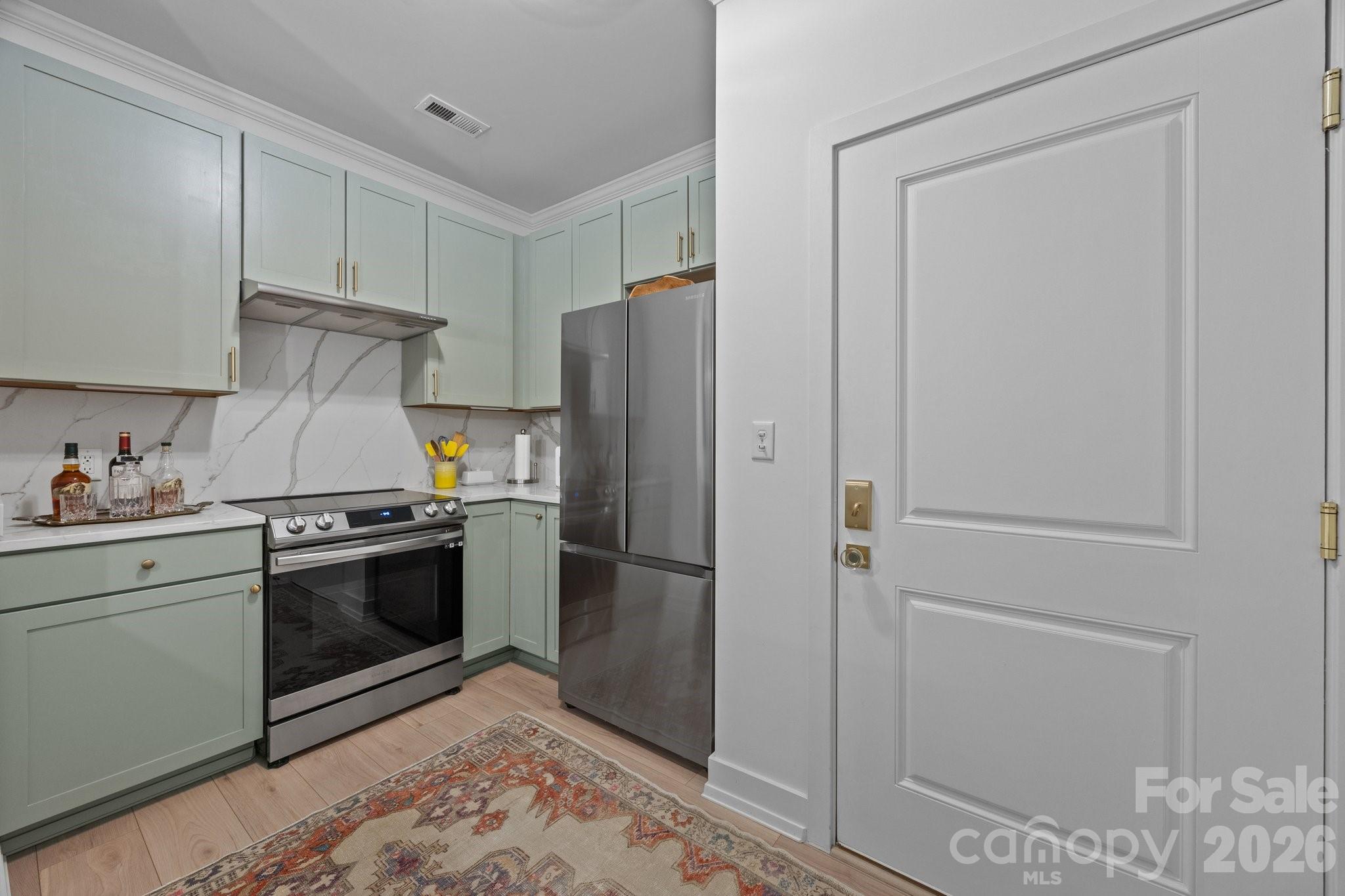 630 Calvert Street, Unit 111 Charlotte, NC 28208 - Photo 6 of 17