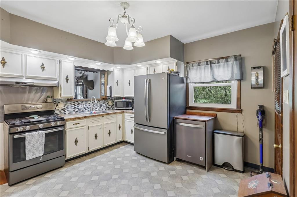 401 Winfield Road Cabot, PA 16023 - Photo 19 of 48 Gallery Image 19