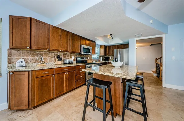 $1,324,000 | 479 East Shore Drive, Unit 8, Clearwater, FL 33767