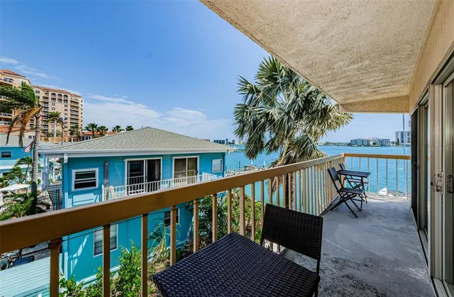 $1,324,000 | 479 East Shore Drive, Unit 8, Clearwater, FL 33767