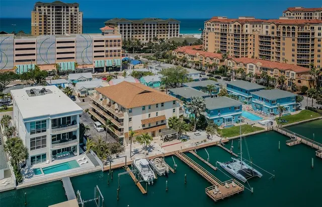 $1,324,000 | 479 East Shore Drive, Unit 8, Clearwater, FL 33767