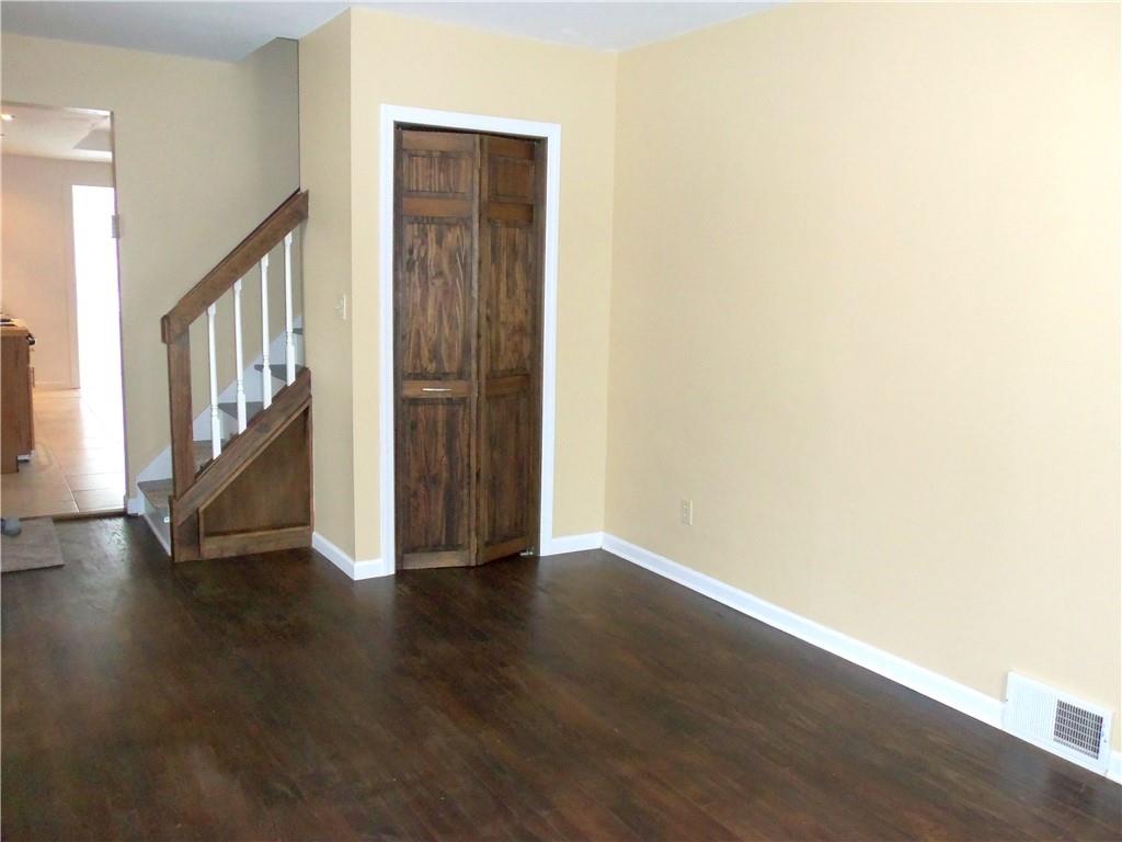 84 Beagle Club Road Washington, PA 15301 - Photo 8 of 25 Gallery Image 8