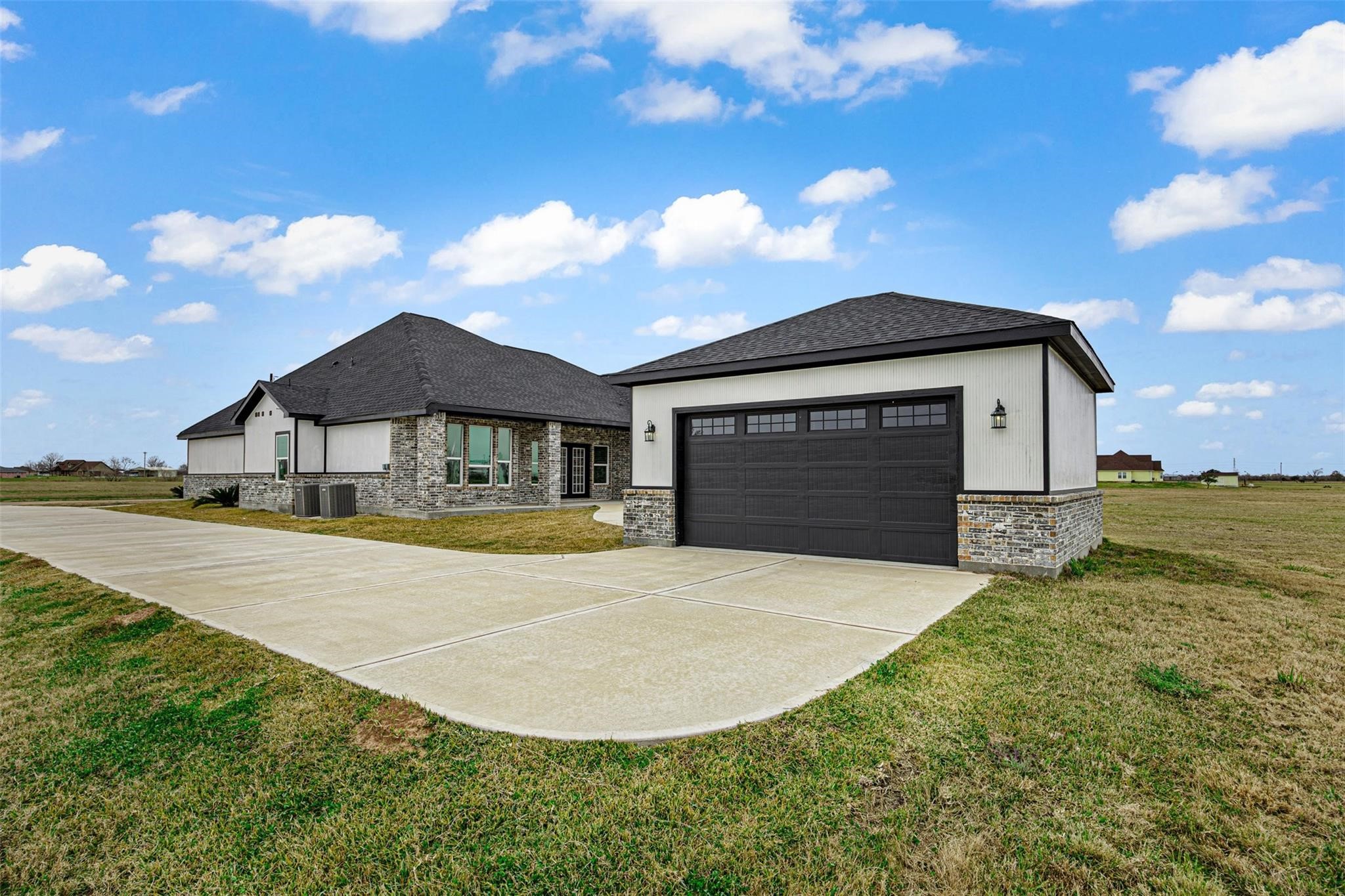 395 Brahman Trail Angleton, TX 77515 - Photo 23 of 31
