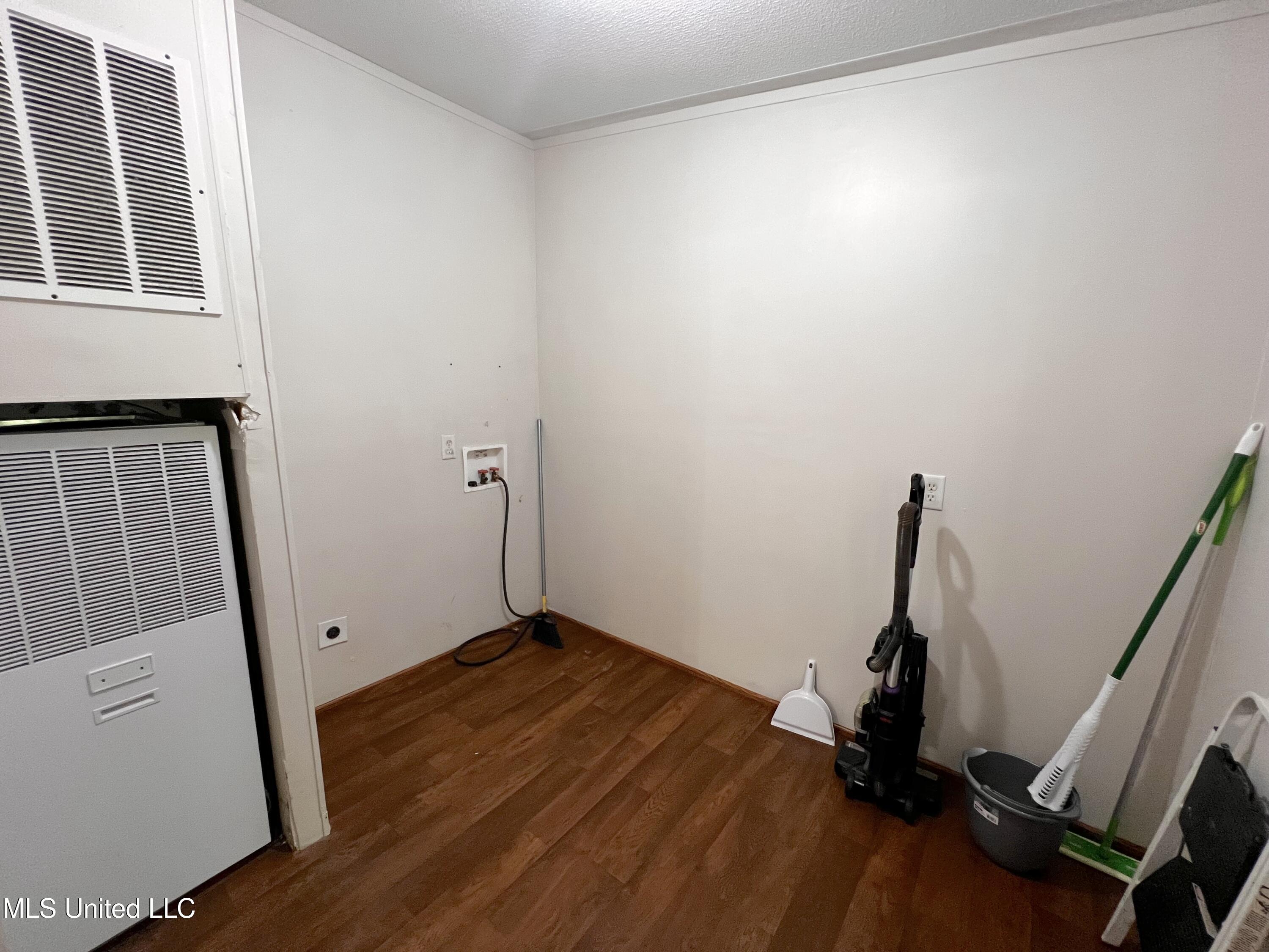 7511 Midway Road Raymond, MS 39154 - Photo 15 of 56 IMG_4529