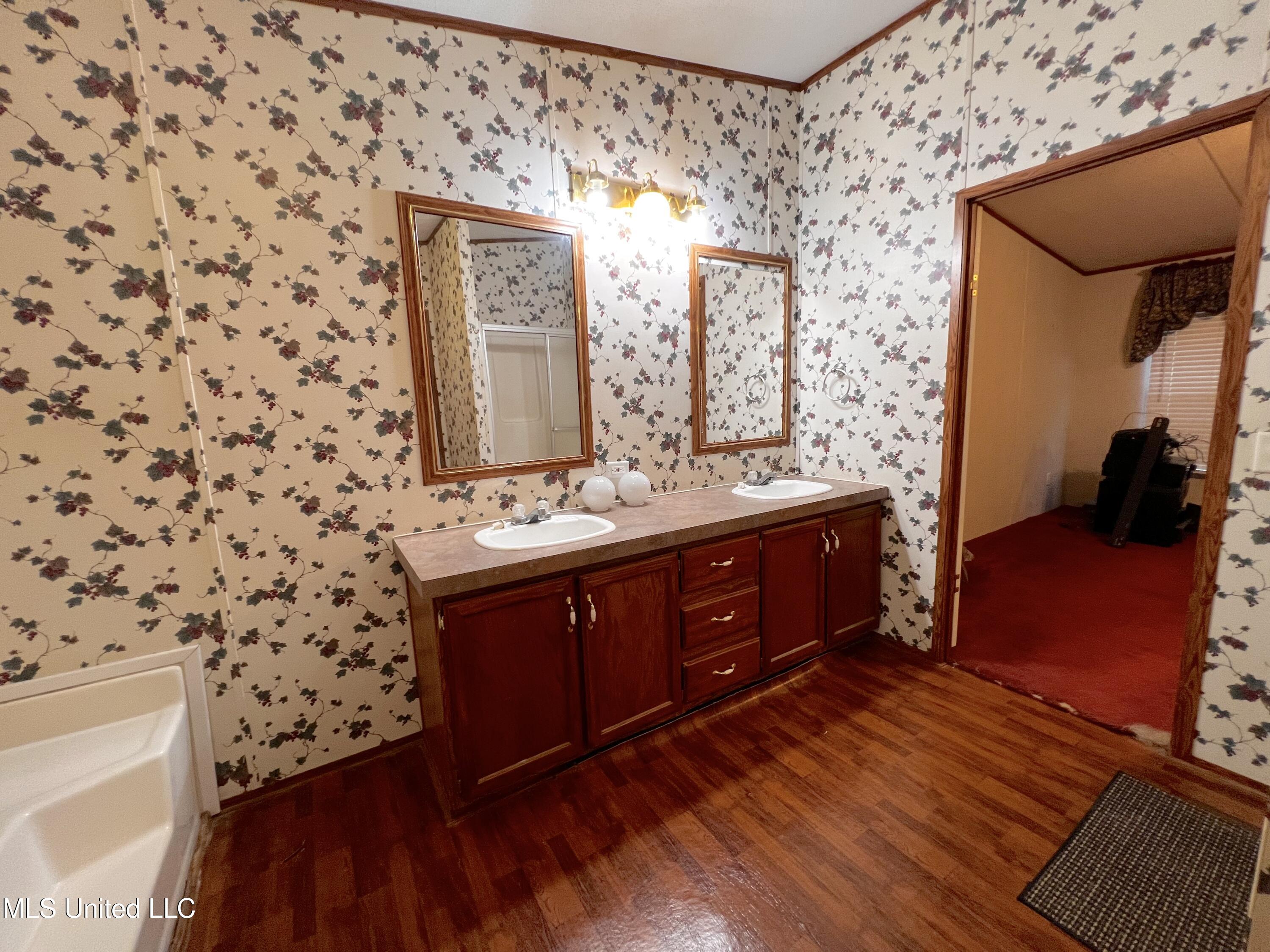 7511 Midway Road Raymond, MS 39154 - Photo 22 of 56 IMG_4516