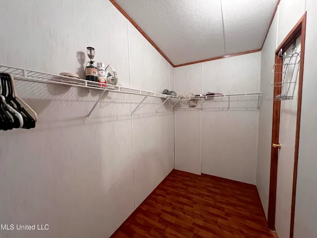 $219,000 | 7511 Midway Road, Raymond, MS 39154