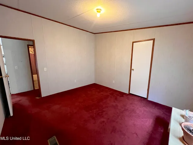 $219,000 | 7511 Midway Road, Raymond, MS 39154