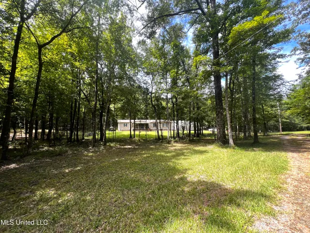 $219,000 | 7511 Midway Road, Raymond, MS 39154