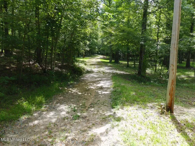 $219,000 | 7511 Midway Road, Raymond, MS 39154