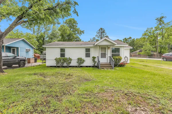 $1,100 | 6002 Shelburne Street, Houston, TX 77396
