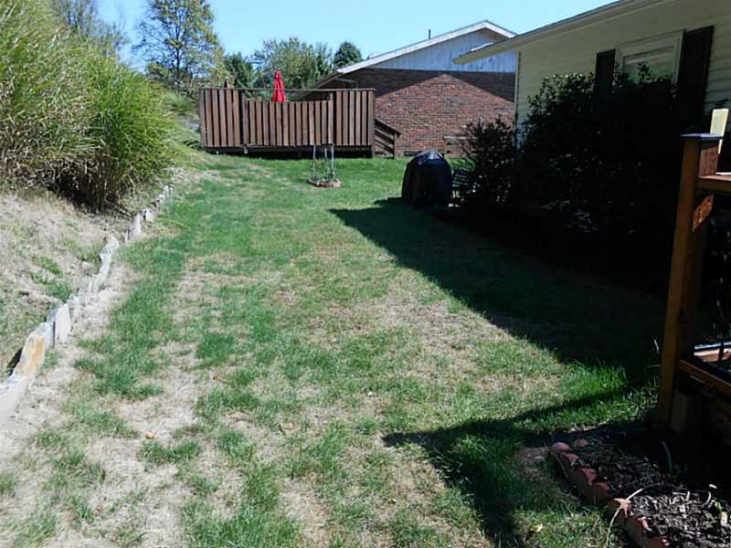 81 Old York Road Washington, PA 15301 - Photo 14 of 15 Yard/Garden.